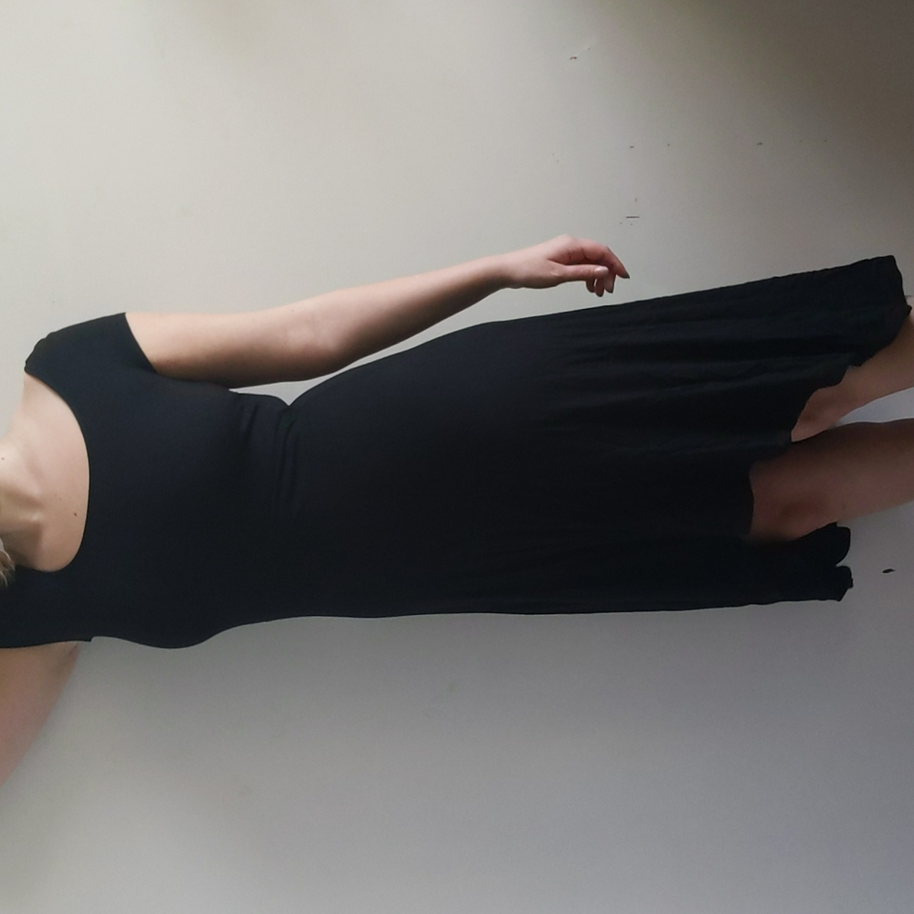 Basic Black Dress-Gap - image 1